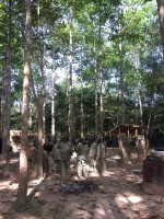 Bắn súng đạn sơn - Địa Đạo Củ Chi